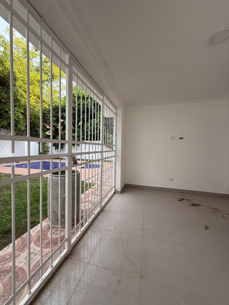 Casa a estrenar en Garden Hills · 4 hab con baño · piscina, foto 6