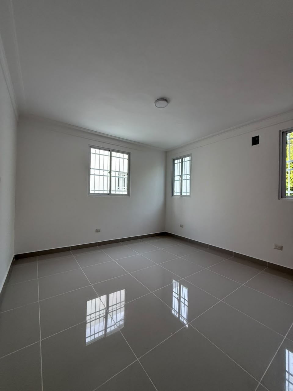 Casa a estrenar en Garden Hills · 4 hab con baño · piscina, foto 15