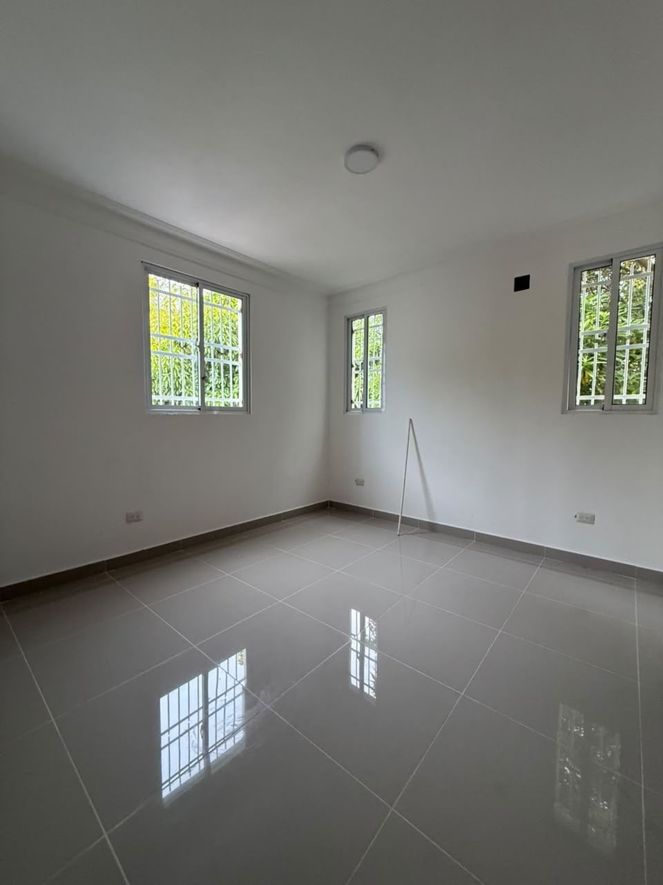 Casa a estrenar en Garden Hills · 4 hab con baño · piscina, foto 16