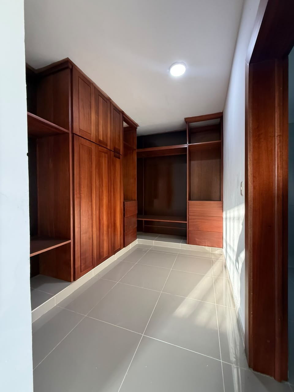 Casa a estrenar en Garden Hills · 4 hab con baño · piscina, foto 19