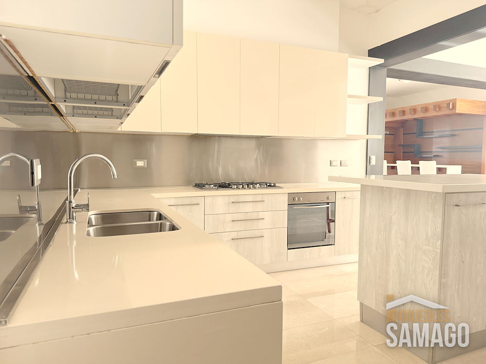 Apartamento de 3 habitaciones en Los Cerros de Gurabo · todas con baño y walk-in closet, foto 8