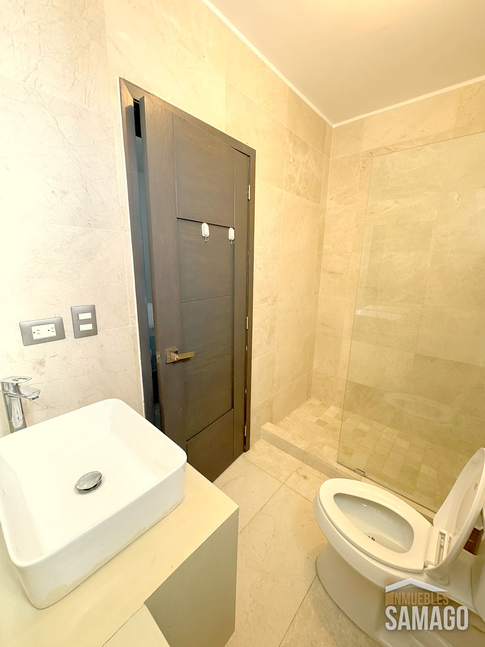 Apartamento de 3 habitaciones en Los Cerros de Gurabo · todas con baño y walk-in closet, foto 26